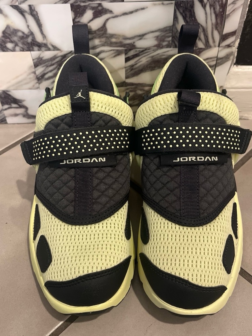 NEW Jordan Trunner LX Women's Sneakers HQ2164-302 Size 5